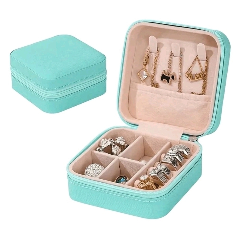 NWOT Turquoise Jewelry Box